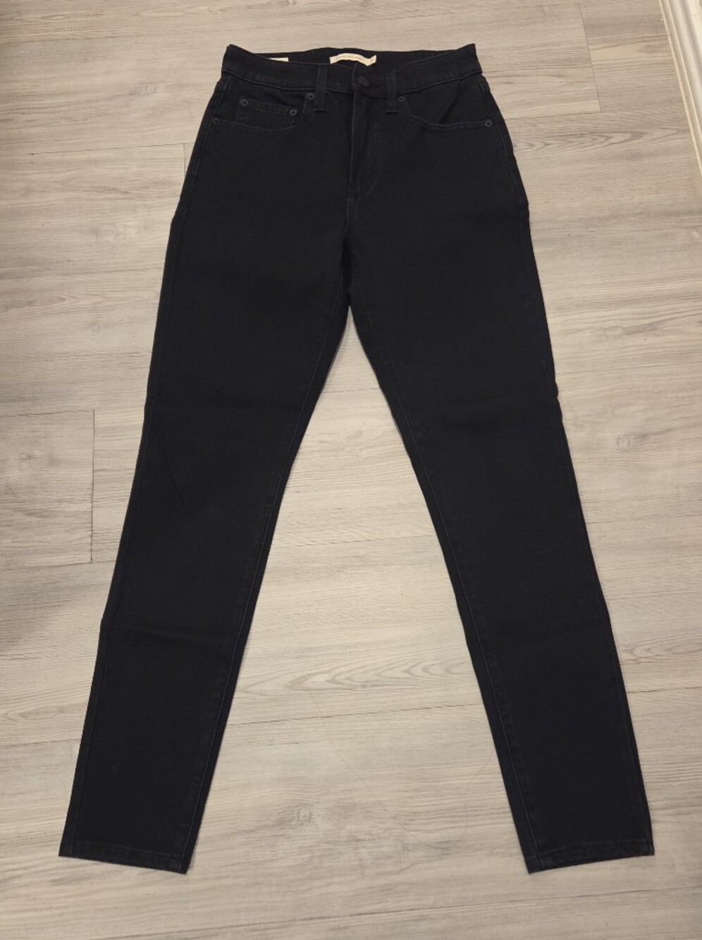 Levis High Rise Skinny Jeans